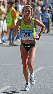 Beste Deutsche Claudia Dreher Hamburg Marathon 2007 - Foto Copyright www.herbertsteffny.de